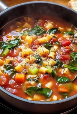 Easy Recipes: Hearty Minestrone Soup