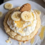 Crumbl banana cream pie cookies